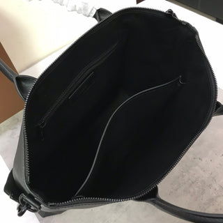 Burberry tote