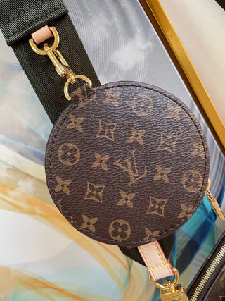 LV Multipochette