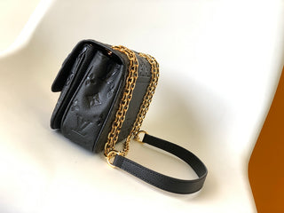 LV crossbody Metis